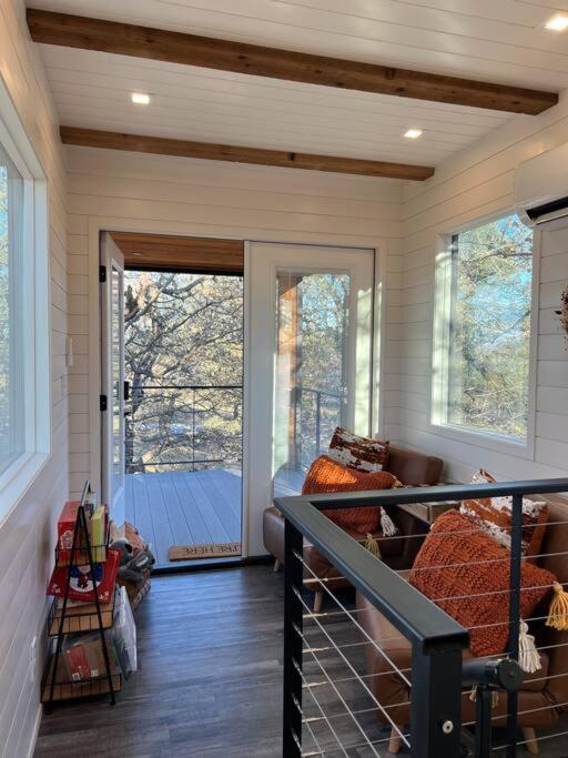 New The Flagship 2 Story Container Home Waco Zewnętrze zdjęcie